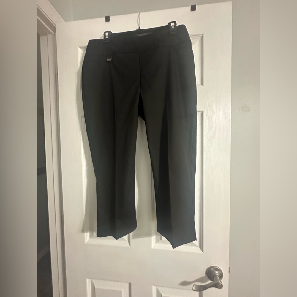 LISETTE Black Tailored cropped Pants